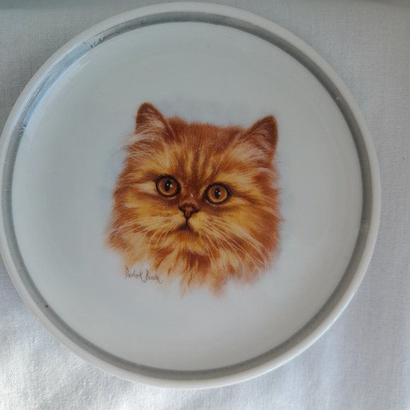 4/$20 German Cat Collector Plates Small Size Teacup Size White, Ginger Long Hair - Picture 3 of 5